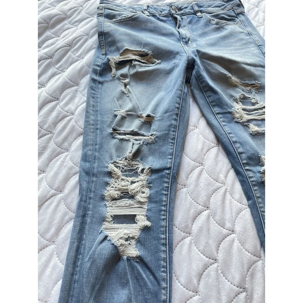 American Eagle Women’s Super Stretch Mom Straight Jeans Size 8 High Rise Blue